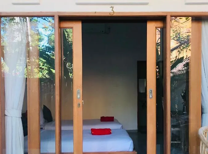 ホームステイ Putu *